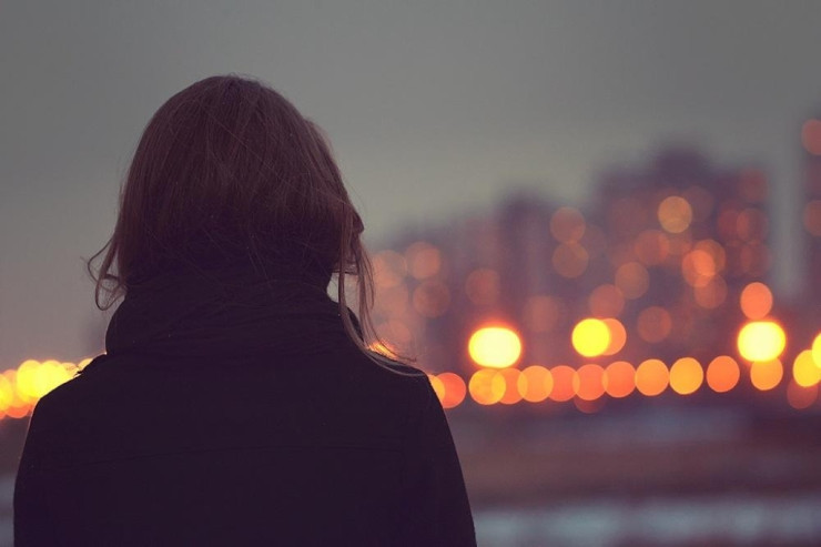 19 yaşlı gəlin itkin düşdü