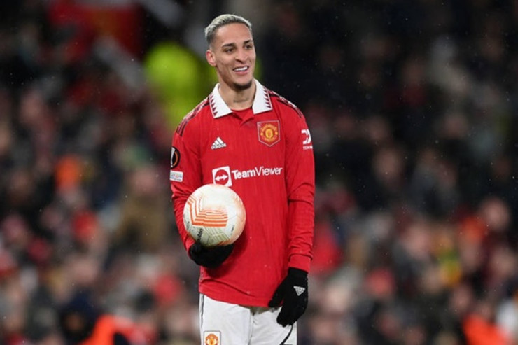 “Mançester Yunayted”in ulduzunun yeni  maşın problemi 