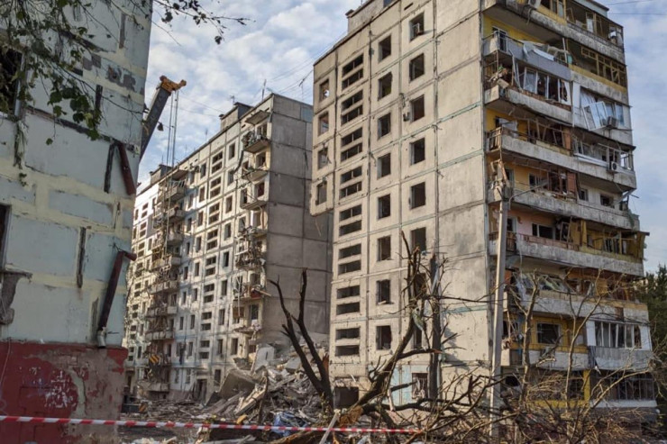 Rusiya ordusu Zaporojyeyə ondan çox hava zərbəsi endirib