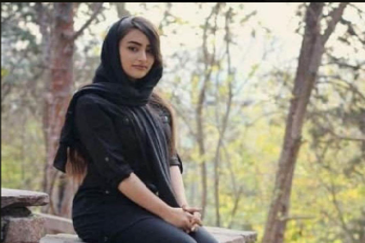 Molla rejimi daha bir təbrizli qızı  öldürdü