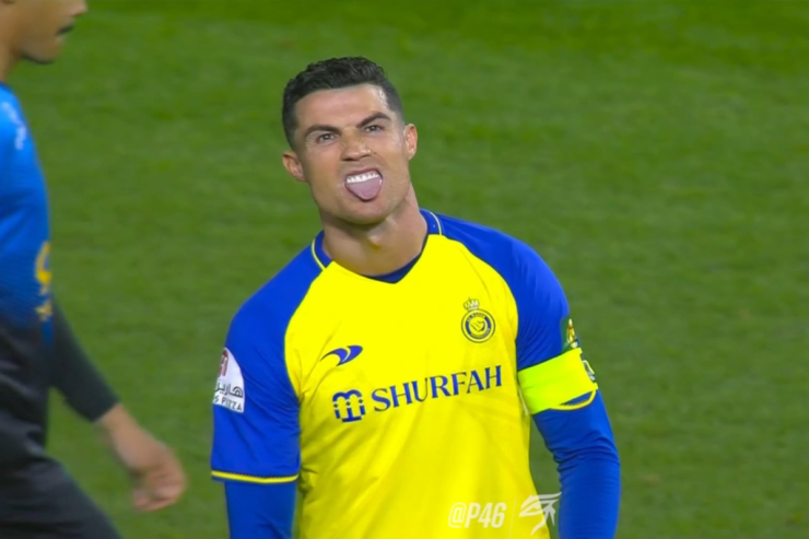 Üç oyundur  qol vura bilmir 