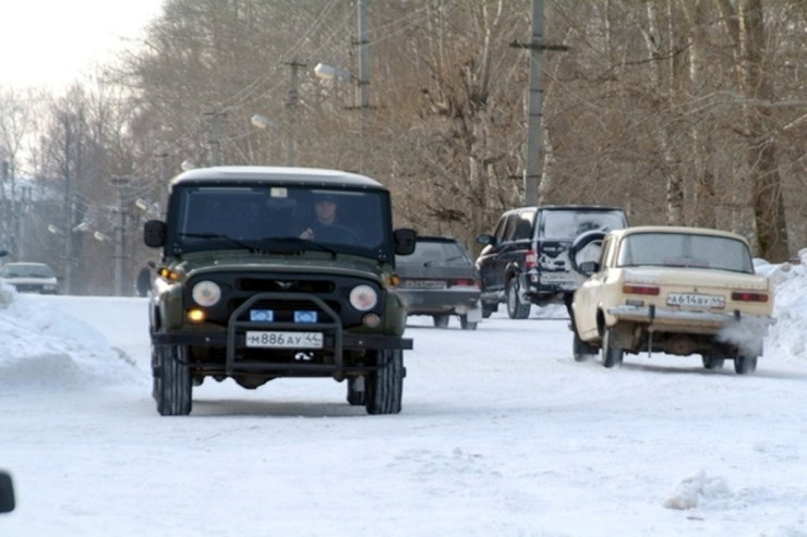 Məmurun oğlu avtomobillə təqaüdçünü əzib öldürdü 