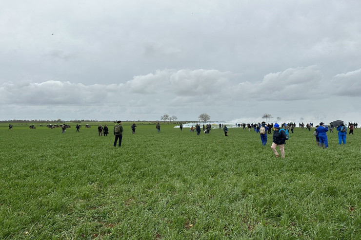 Polisə Molotov kokteyli atdılar-VİDEO 