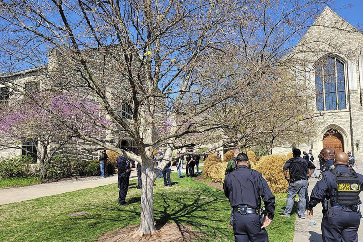 Məktəbdə atışma - 6 ÖLÜ 