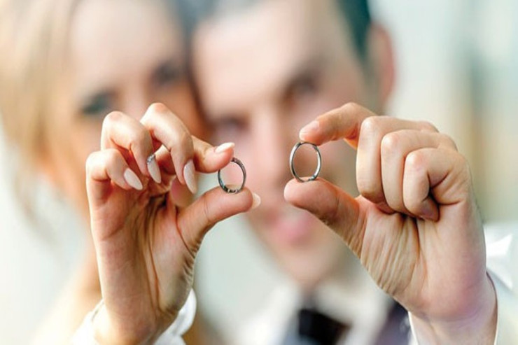 Milyonların sevimlisi olan müğənni nişanlandı   - FOTO 