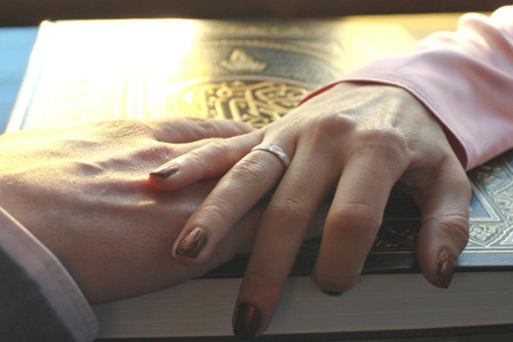 "Quran"  boşanan qadınlara   3 ay ərzində ərə getməyi qadağan edir - SƏBƏBİ