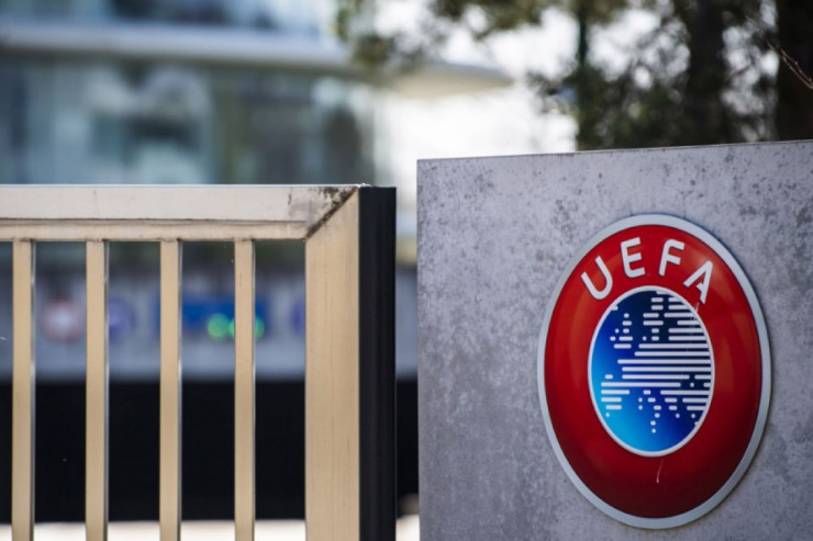 UEFA Türkiyə klublarını CƏZALANDIRDI 