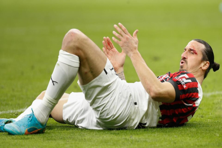 İbrahimoviç yenidən  ZƏDƏLƏNDİ  