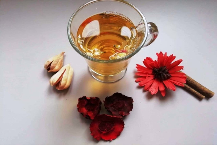 Yatmazdan əvvəl  çay içməyin   BEŞ FAYDASI