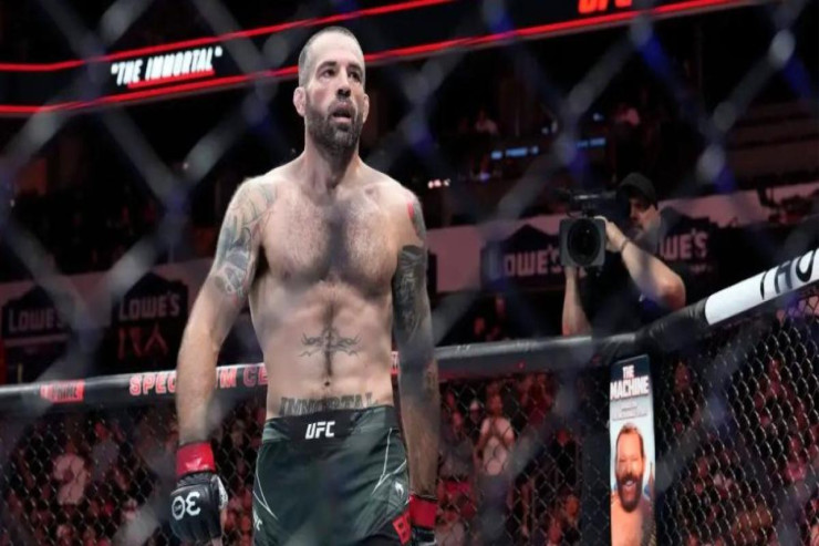 Nokautların sayına görə  rekordçu   oldu - VİDEO 