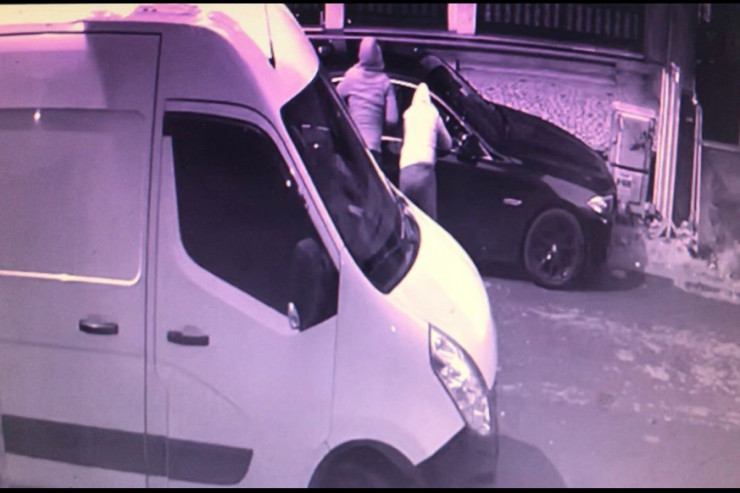 Bahalı maşınla gəlib oğurluq etdilər - HADİSƏ ANI 