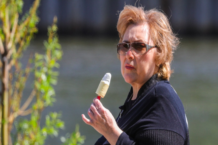 Bu  dondurmanı   heç vaxt almayın - TƏHLÜKƏLİDİR