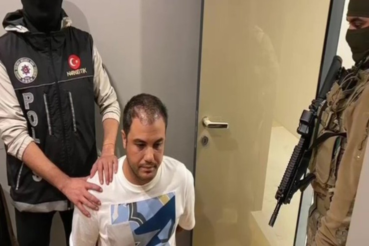 Beynəlxalq silahlı qruplaşmanın rəhbəri Türkiyədə HƏBS EDİLDİ  - VİDEO 