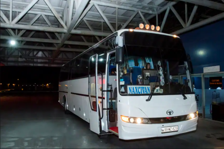Naxçıvana gedən  avtobusların sayı   artırıldı