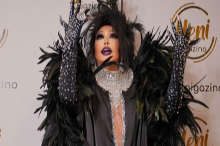 Bülent Ersoy studiyanı  dezinfeksiya   etdirdi