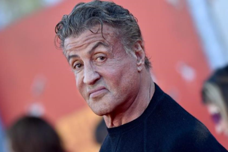  Atasının zorakılığından   DANIŞDI -  VİDEO 