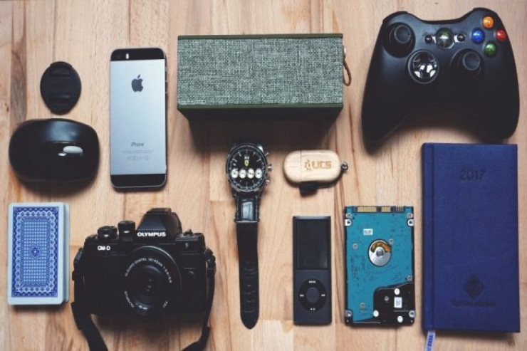 Qadcetlərin yanında  yüksək səslə   danışmayın – SƏBƏB 