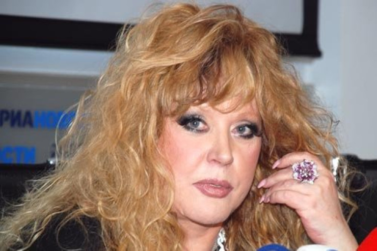 Alla Puqaçova 500 000 avro  qonorar alır?