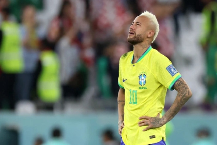 Neymar karyerasının ən ağır zədəsini  alıb