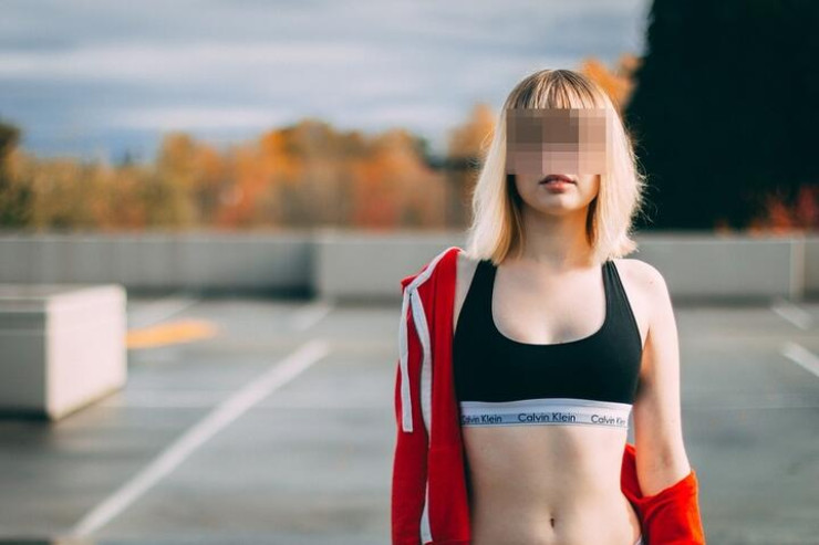 Müəllim dayanacaqda şagirdi ilə  cinsi əlaqədə  oldu