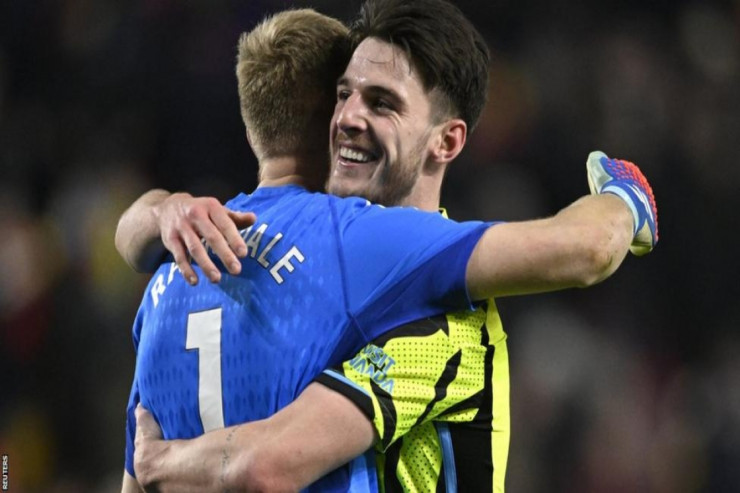 İngiltərə Premyer Liqası: “Arsenal”dan çətin qələbə, “Nyukasl” “Çelsi”ni darmadağın etdi