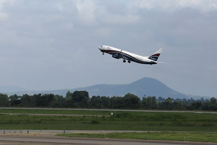 Pilot çaşıb təyyarəni  başqa şəhərə   endirdi
