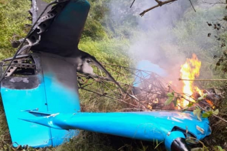 Yüngül mühərrikli təyyarə qəzaya uğradı - 2 ÖLÜ 