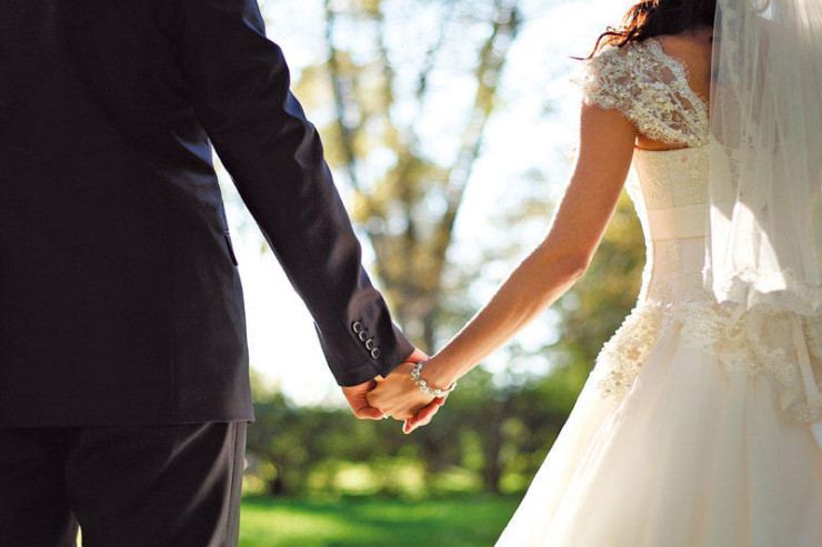 Bəyi toy zalında öldürdülər 