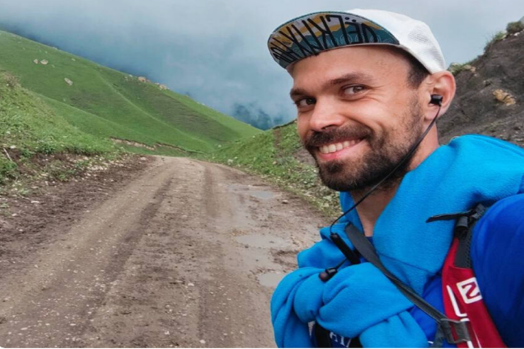 Müəllim 46 gündə  2 min kilometr   qaçdı