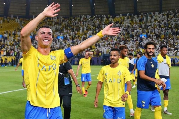 Ronaldo müqaviləsini 2027-ci ilə qədər uzatmaq istəyir