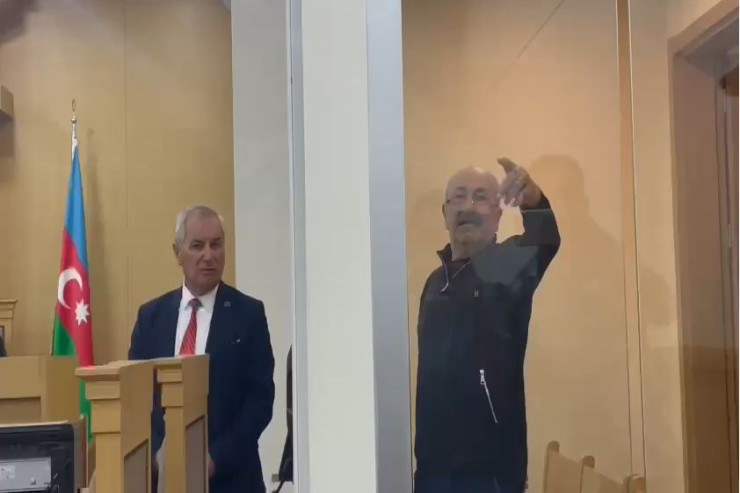 Vaqif Xaçatryan: “Qadan alım, səni tanıyıram, maşınımda gəzmisən” - VİDEO 