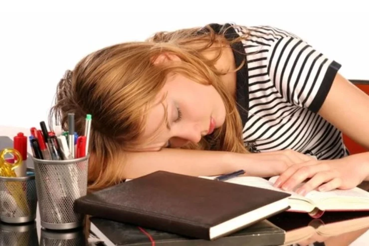 Həkimlər yorğunluğu artıran  səbəbləri sadaladı