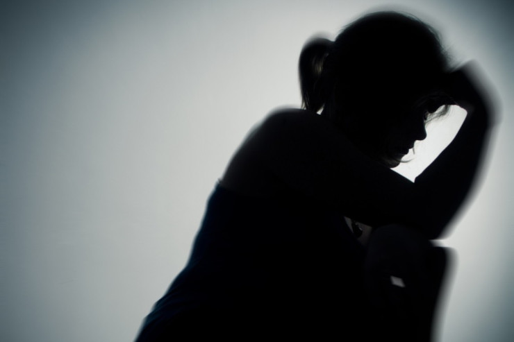 Qadın  ər axtarmaq   üçün 120 min xərclədi: Tək qaldı