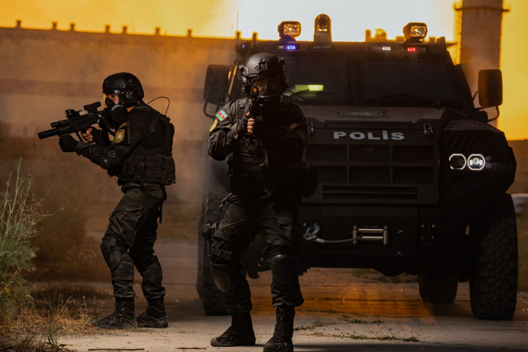 Abşeronda ƏMƏLİYYAT:  silahlılar saxlanıldı - VİDEO 