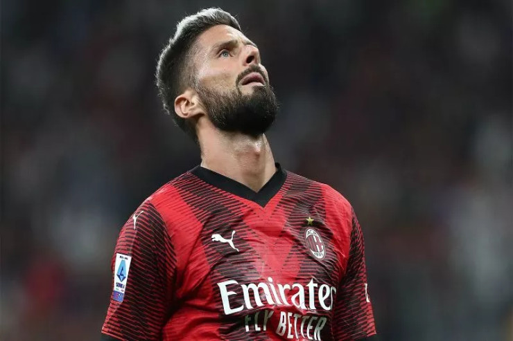 “Milan” onunla müqaviləni  uzatmaq istəyir 