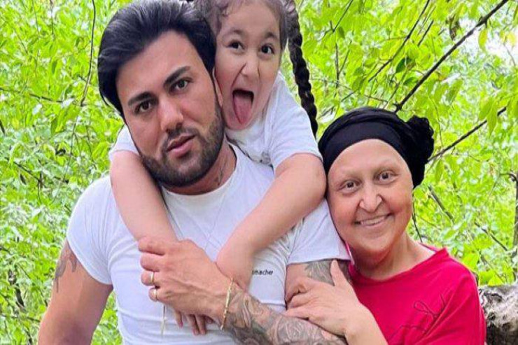 "Toppuş bacı"dan qalan güllər, ölümündən sonra tapılan pullar - FOTO 