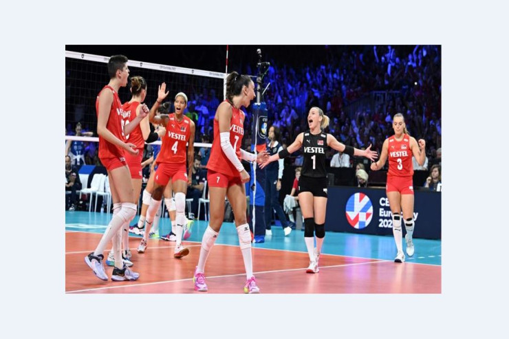Türkiyənin qadın voleybol komandası Avropa Çempionu oldu - İLK DƏFƏ  
