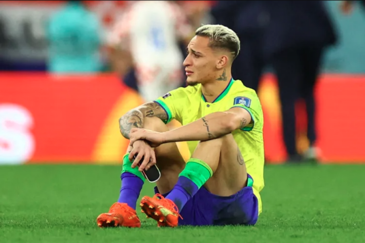 “Mançester Yunayted”in futbolçusu Braziliya millisindən uzaqlaşdırılıb