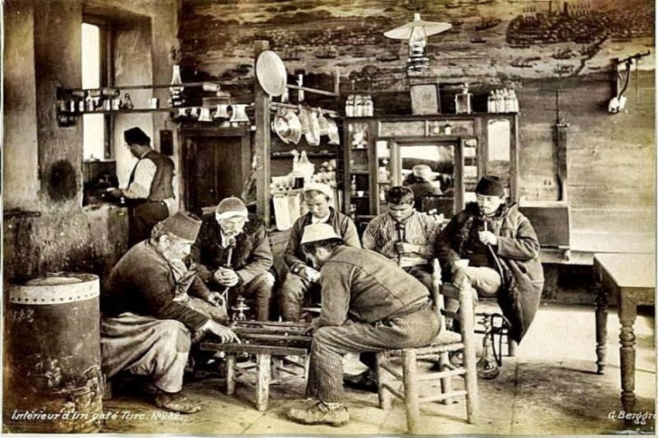 Bir qəhvənin niyə 40 il xətri olurmuş? - Belə yaranıb 