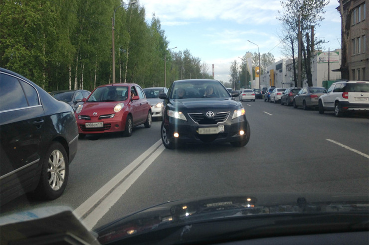 Maşınla əks yola çıxmağın cəzası nədir? - CAVAB 