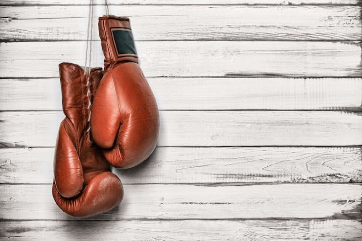 Boksçunu klinikada işə götürdülər