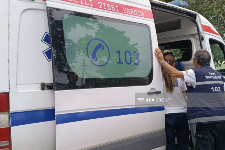 Sabirabadda təcili tibbi yardım maşını qəzaya uğradı, 5 nəfər... 
