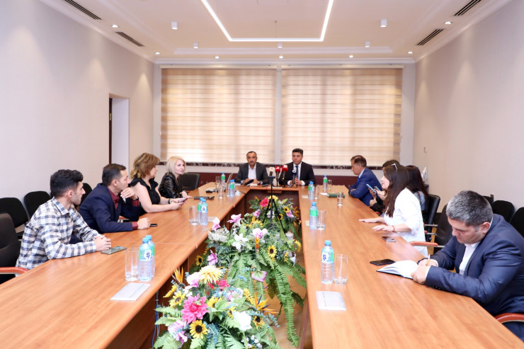 Payız-qış mövsümünə hazırlıq və görülən işlər “Açıq qapı”da 