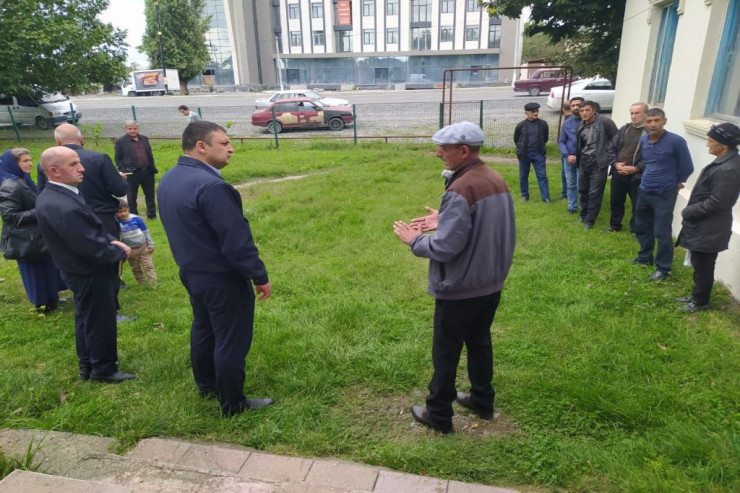 Zarağan kəndinin sakinlərini “Açıq mikrofon” aksiyasına gətirən 2 səbəb