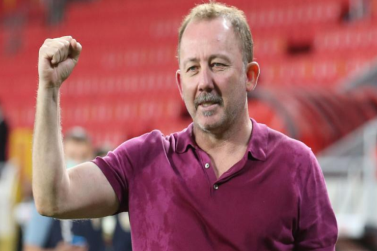 Sergen Yalçın bu komandanın  baş məşqçisi   ola bilər