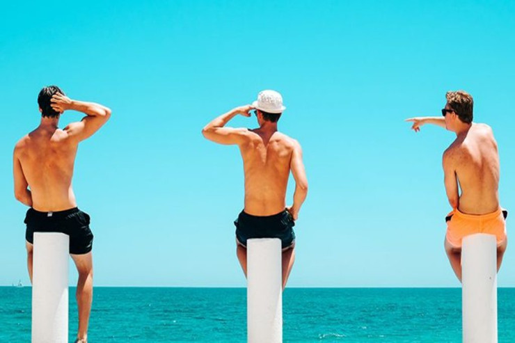 Dostlarınız arasında  3 bürcün nümayəndəsi   varsa... - Həmişə bir gözünüz açıq yatmalısınız