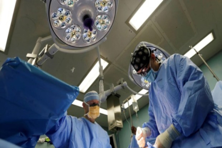 Kanada sakini iki barmağın  onu qıcıqlandırdığını əsas gətirərək onları amputasiya etdirib 