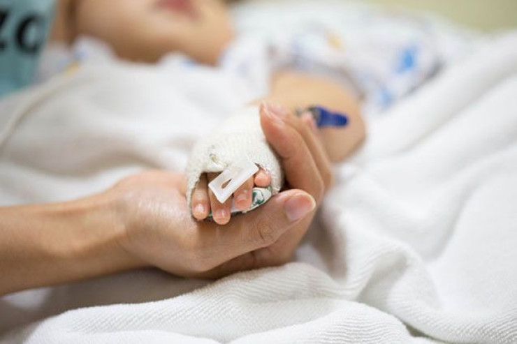 Ağstafada DƏHŞƏT:  xadimənin iynə vurduğu uşaq öldü - VİDEO 