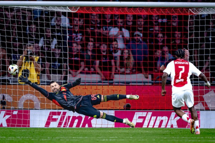 Avrokuboklar tarixinin ən uzun penaltisi - VİDEO 