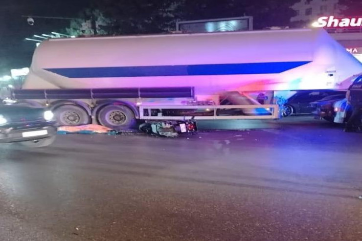 Bakıda DƏHŞƏT:  yük maşını motosiklet sürücüsünü əzib öldürdü 
